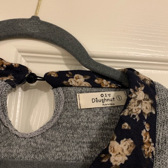 Sweater - Picture 2 of 2